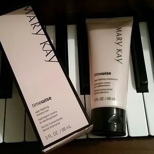 Mary Kay Moisturizer